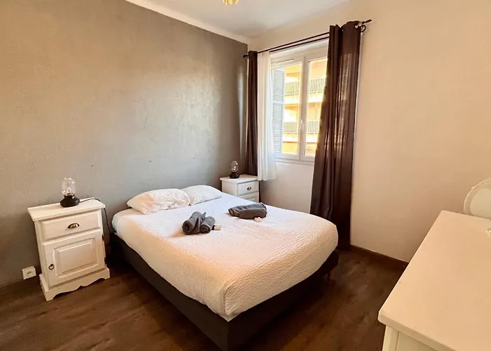 Apartment Casamea - 2 Chambres, Proche Hopital, Wifi, Clim